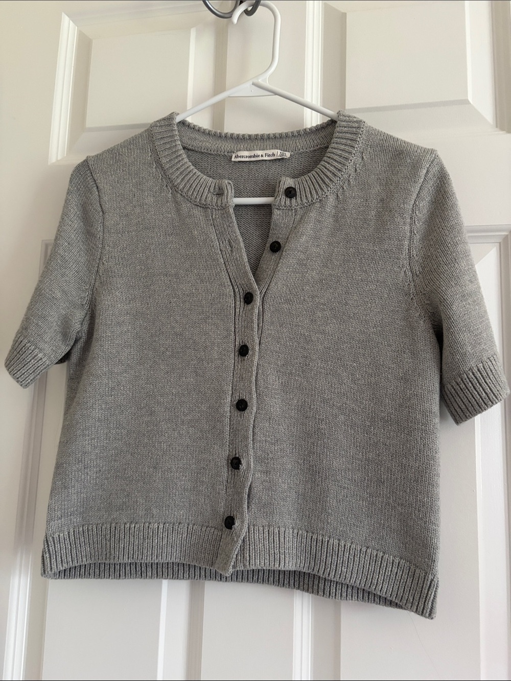 NWOT-Abercrombie & Fitch Short-Sleeve Button Cardigan - Gray